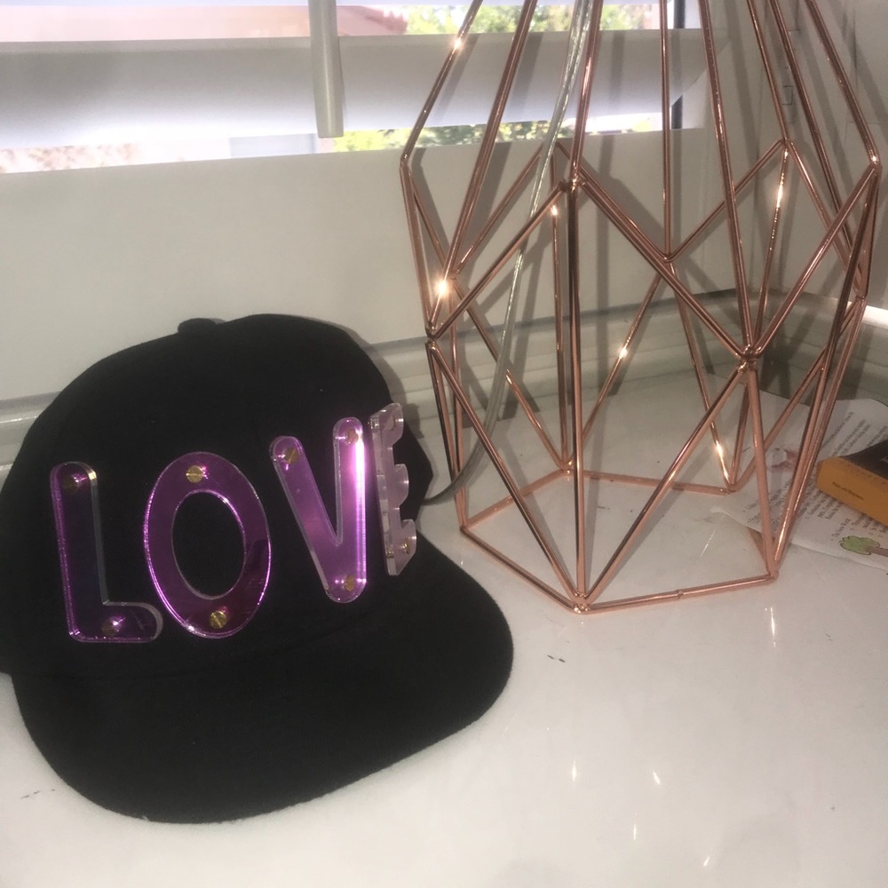 Hat - Picture 2 of 3
